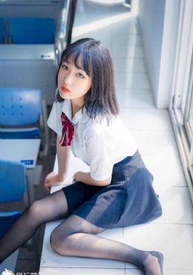 女公务员和上司偷情经历-最近国语在线播放高清